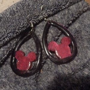 Disney earrings , handmade, all sizes, color black and pinkish red.